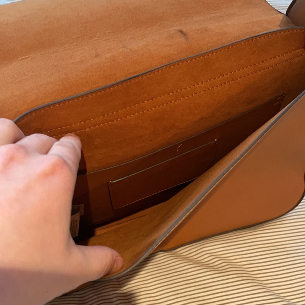 GAP Satchel - Picture 3 of 3